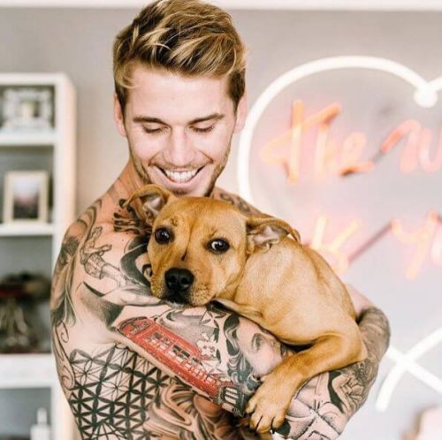 man crush monday stoere mannen met hondjes